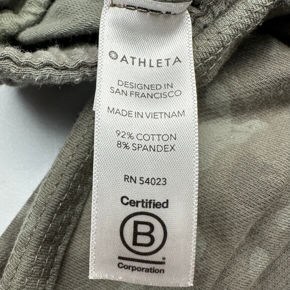 Athleta Pants Womens 2 Green Farallon Jogger Camo Athleisure Comfort Workout Gym - Picture 8 of 14